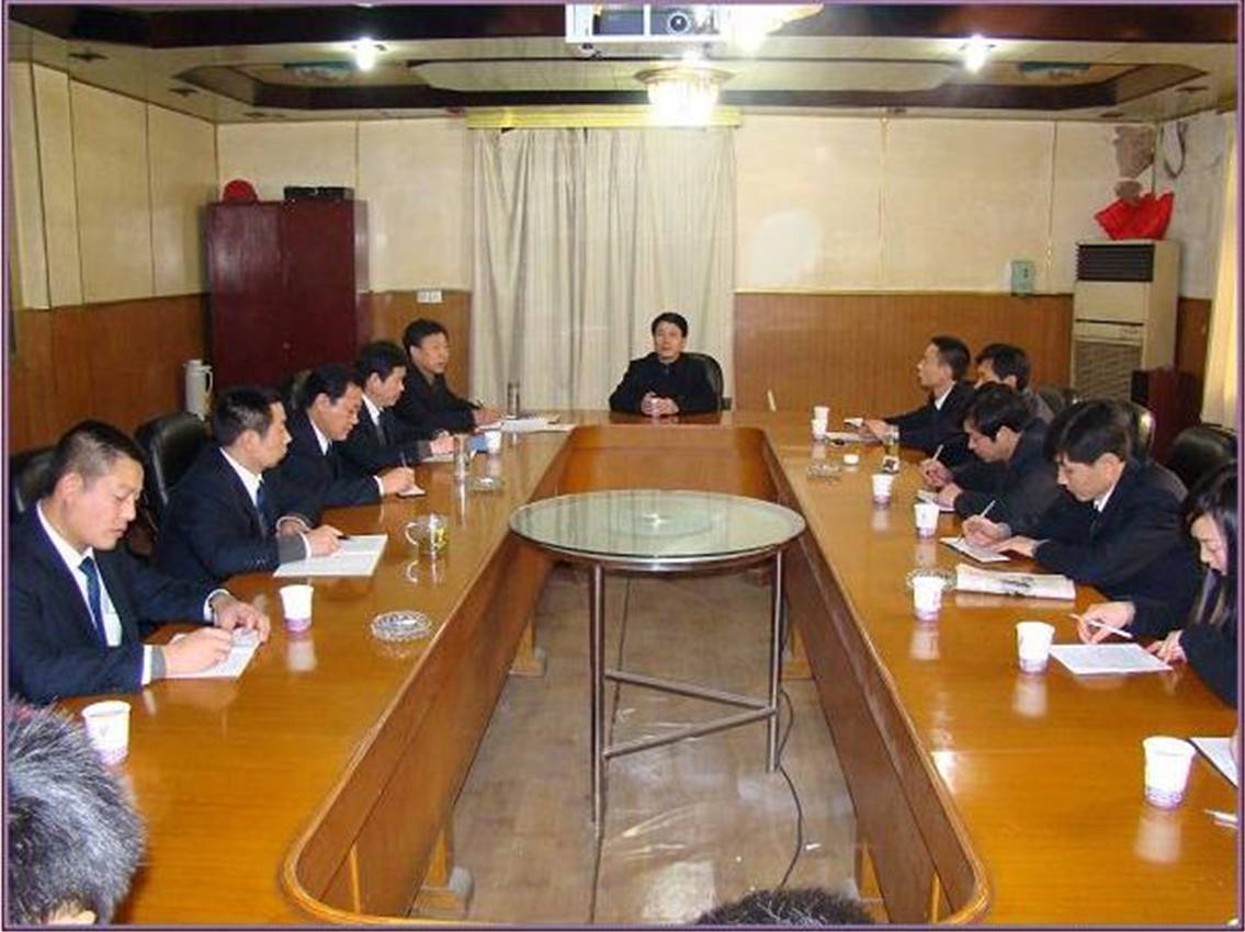 0集团董事长高度重视工会事情，在集团党群文宣事情会上对各人气出了期望